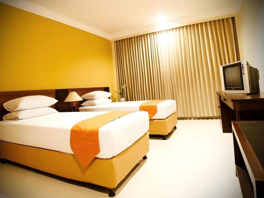 Wonua Monapa Hotel Resort Кендарі Екстер'єр фото
